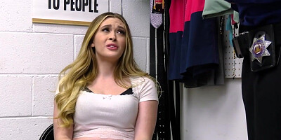 Jack pounded Lindsay's pussy over an office table