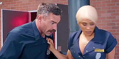 Charles Dera And Luna Star - The Sexiest Bomb Squat Expert Ever