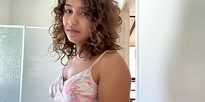 Rubi Valentine - At Home With Rise