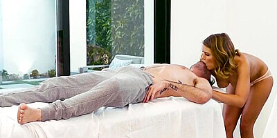 Leaves No Chance To Adriana Chechiks Chocha