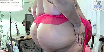 Goddess Give Chuckie More Than Enough With Norma Stitz