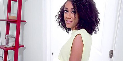 Ariana Aimes In Busty Ebony Light teen 18+