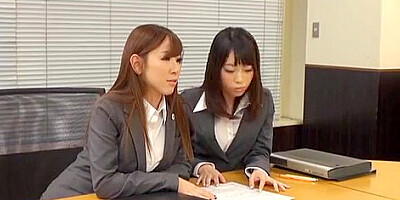 Riko Honda and Risa Kasumi are lovely and horny Asian babes