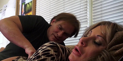 Big titted housewife got a facial cumshot
