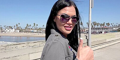 Jasmine Jae is a UK beauty that wants to experience American dick - BangRealMilfs
