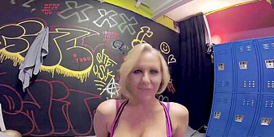 Julia Ann - Awesome Step mom