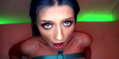 JEWELZ BLU DEMONSTRATES OFF HER BOD FOR A HALLOWEEN HANDLE