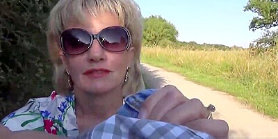 Cheating english mature gill ellis flashes her monster boobs