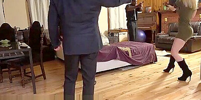 Blonde Teen To Fuck At Gunpoint