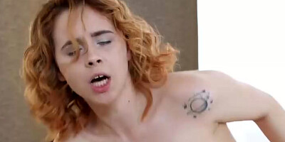 Date of sexy redhead vixen Effie Gold ends with a passionate sex