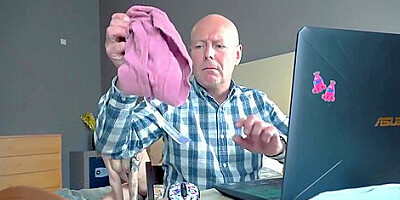 Fuck Work, Please Me With Eden Ivy