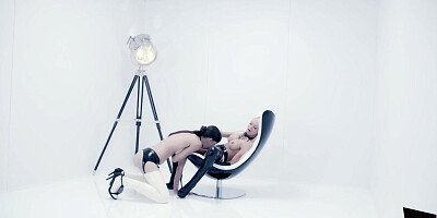 Girly-Girl spandex boink