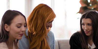 MILF teaching two inexperienced lesbians