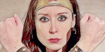 Superheroine Wonder Woman Defeats Dark Wonder Woman