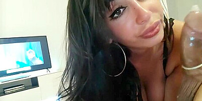 Neyla Kimy j&amp,#039,ai sucer mon client et j&amp,#039,ai a avale