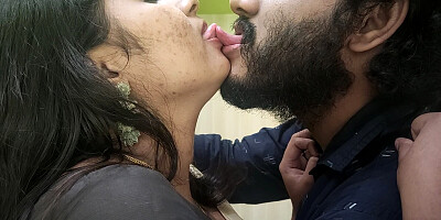 Long lip lock part 2, Vaishnavy and Sharun Raj long lip lock with tongue kiss, Hot kissing of romantic mallu couple