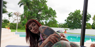 Lavishly tattooed bitch Tiger Lily gets properly fucked outdoors