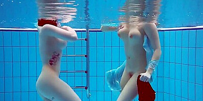 Hottest Underwater Girls Stripping Dashka And Vesta