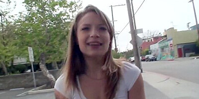 And More In Publicflash - Alyssa - Lips Lips