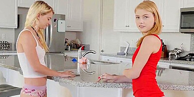 Riley Star And Hannah Hays - My Sister And Her Bff Share My Creampie