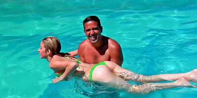 Gorgeous blonde slut gets a tasty meat pole with pleasure