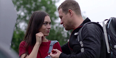 Arwen Gold throat & pussy penetrated by a hiker in a field