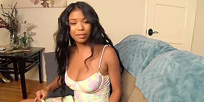 Nia Nacci In Slutty Step-daughter Needs Step daddy To Teach Her How To Kiss