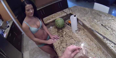Kinky chick Kelly Diamond bares off the shaved cunt and starts sucking piston