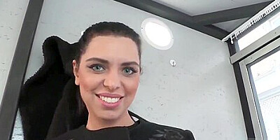 Hot Kira Queen',s giving a footjob in public