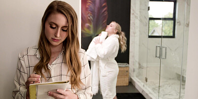 Sexy big tits teen enjoys pussy licking