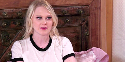 Blonde has 1st lesbian sex with stepsis