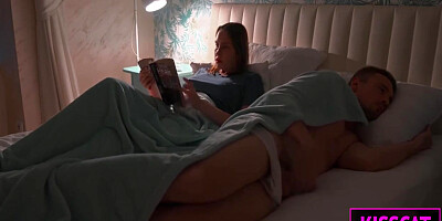 : Stepmom Lets Stepson Lie In Share Bed And Jerking Him, But Unexpected Hard Fuck With Min