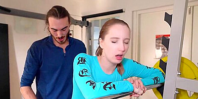 Sex In De Gym Met Trixie - Trixie Fox