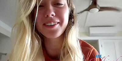 Fresh teen 18+ with soft lips is getting nailed early in the morning, before going to school