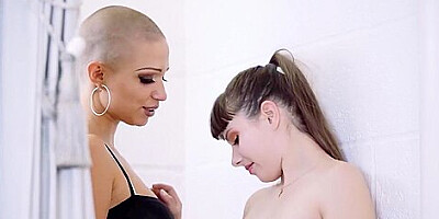 And Lesbian Affair - Luna Rival And Gabi Gold