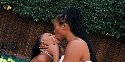 Kira Noir and Olivia Jay licking each other to orgasm