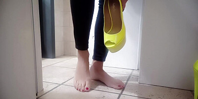 The feet of a slut in shop