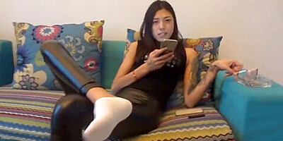 chinese foot worship-princess foot tease