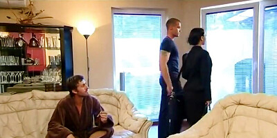 Famous Serbian Crime Kingpin Banged Charming Flowers Saler Victoria Slim in the Restoraunt During Dinner Engagement