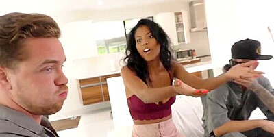 Petite Ebony Nia Nacci Wants To Fuck Huge Cocks