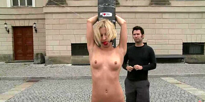 Slender Euro platinum-blonde bare in public (Tommy Pistol, Goddess Donna, Paris Rosy)