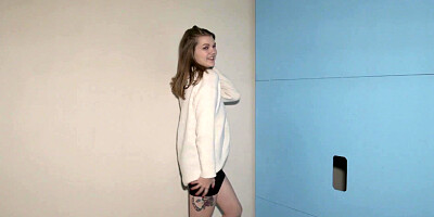 Amanda Clarke GloryHole Sucking