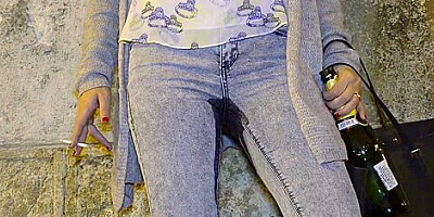 Jasmine Rouge - Bedwetting I Peed The Bed