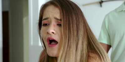 Young nympho sucks thick throbbing cock before getting laid