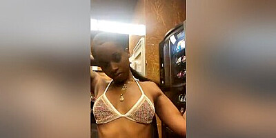 IG live hoe twerking