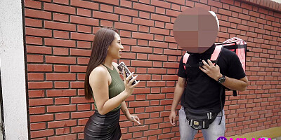 Big Ass Peruvian Asks Hot Questions in Outdoor and Ends up Fucking a Stranger