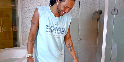 BTS - With a thin Brazilian girl breast big in the bath before recording