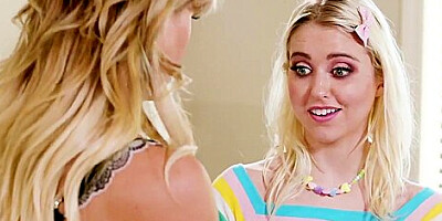 Kinky MILF Cherie scissor sex with teen 18+ Chloe on their bed