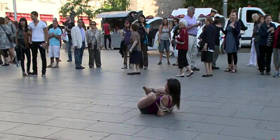 Spanish poked by strangers in public (James Deen, Samia Duarte)