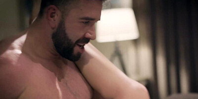 Homeless teen Lisey Sweet stalks family man who showed her kindness